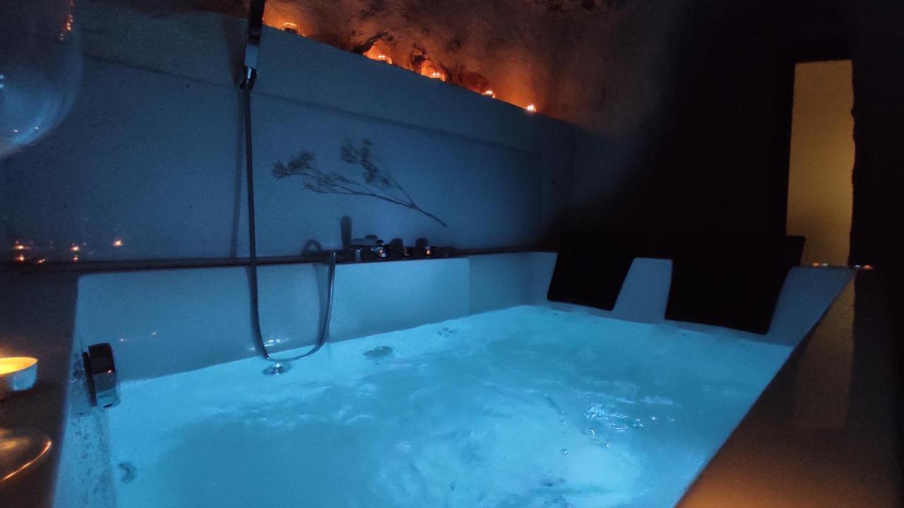 Las Cuevas Del Agua Chinchon Ngoại thất bức ảnh